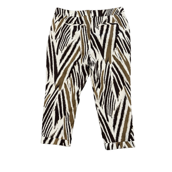 So Slimming By Chico’s Women’s Cropped Pant Size 2.5 Cuffed - Picture 2 of 14